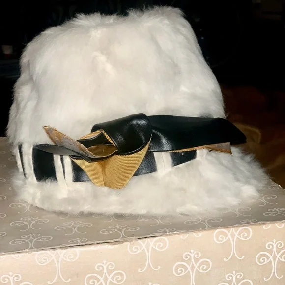 Yves Saint Laurent | Other | Vintage Super Rare Yves Saint  display picture 2
